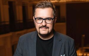 Пономарьов: Цією веселою й задерикуватою піснею я передаю всім українцям щиру, теплу усмішку – зігрійтеся нею