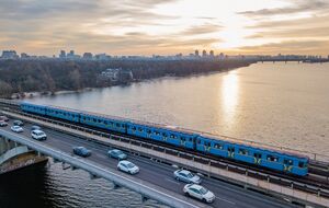 Поезда не едут на левый берег Киева