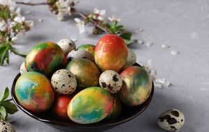 Для фарбування використовують кілька кольорів