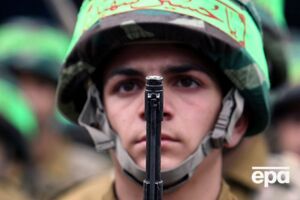 Підлітків залучатимуть до збору інформації про безпеку, патрулювання й організації нічних автоколон у Тегерані