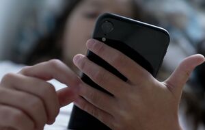 YouTube, TikTok, Instagram, Facebook, X и Roblox в Индонезии признали высокорисковыми платформами