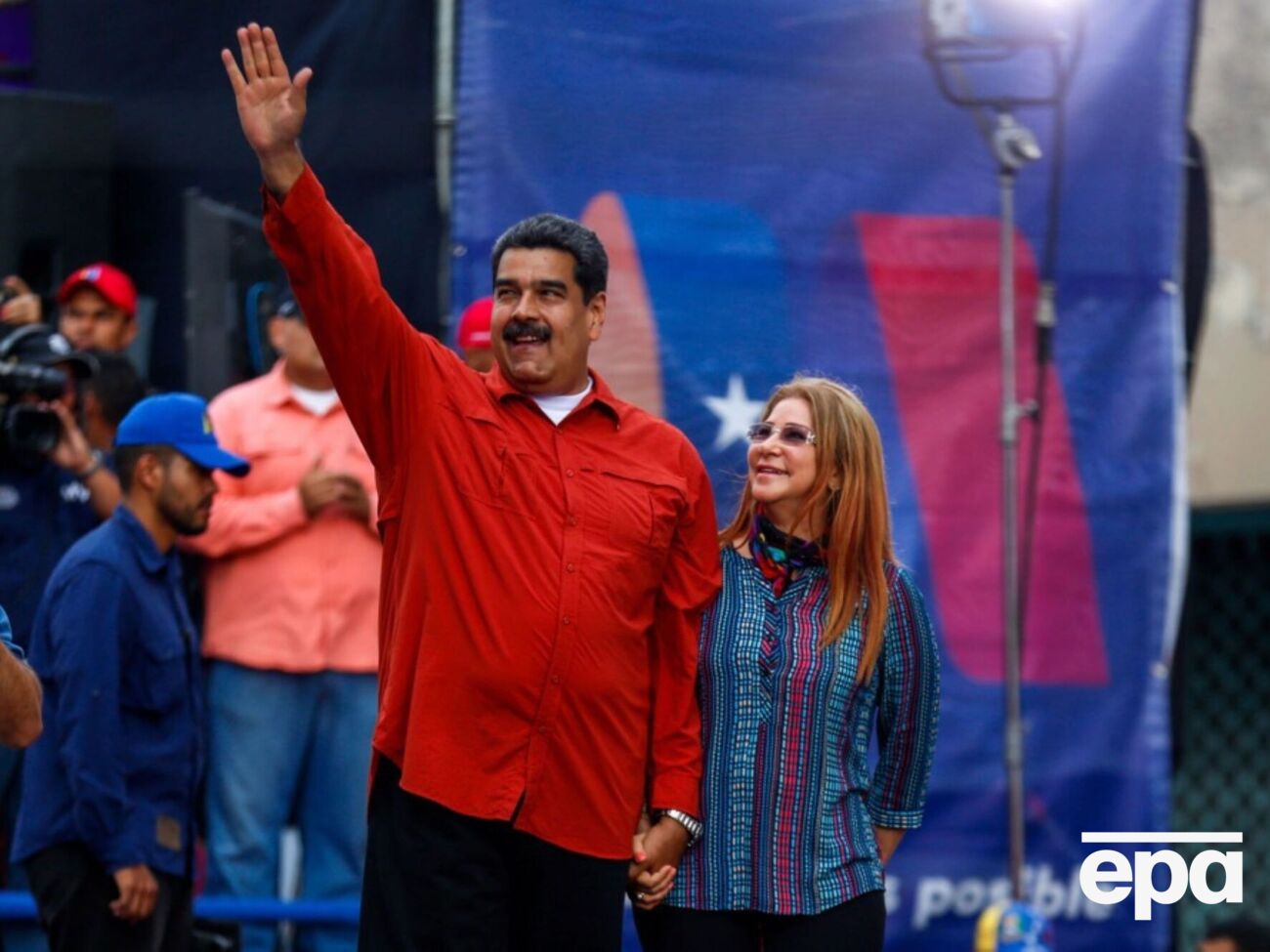 По словам супругов, они находятся в безопасности