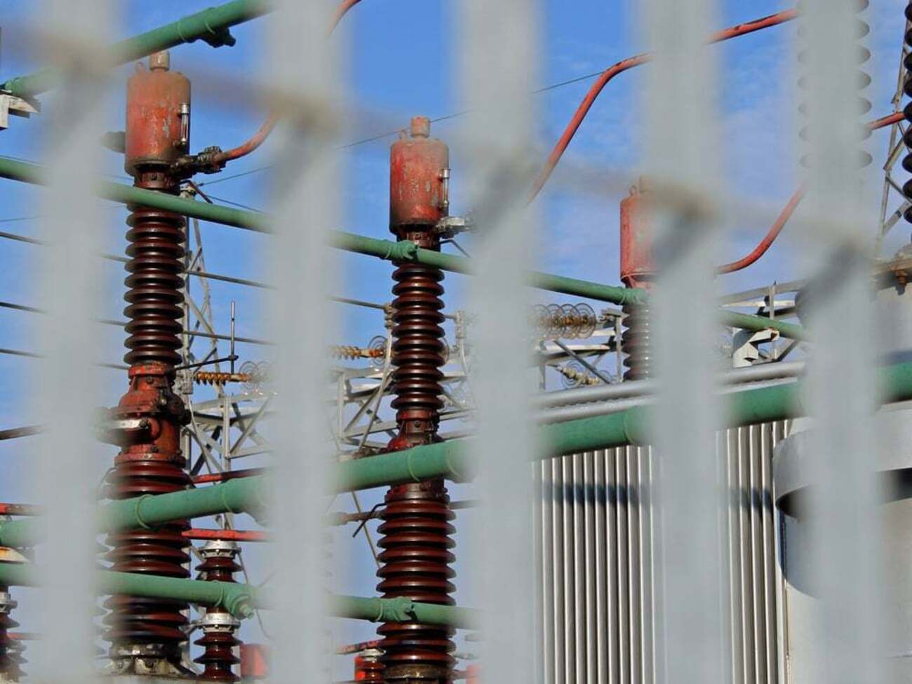 В ЕС оптовые цены на электроэнергию формируются рыночным способом при минимальном административном вмешательстве, отметил Галущак