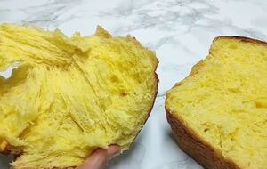 Випікайте паски за температури +160 °C приблизно 45 хвилин