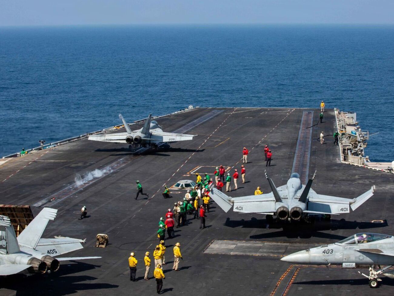 Обнаружены останки погибших при первых ударах Ирана, указал Центком