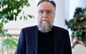 Дугін закликає до повної мілітаризації РФ