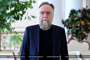 Дугін закликає до повної мілітаризації РФ