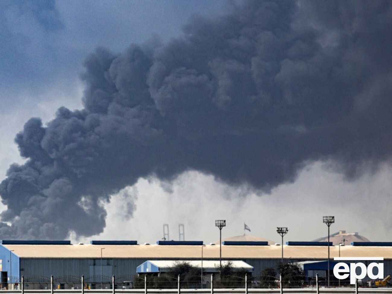 Несмотря на то, что ОАЭ не участвуют в войне, Иран уже нанес около 800 ударов по территории страны