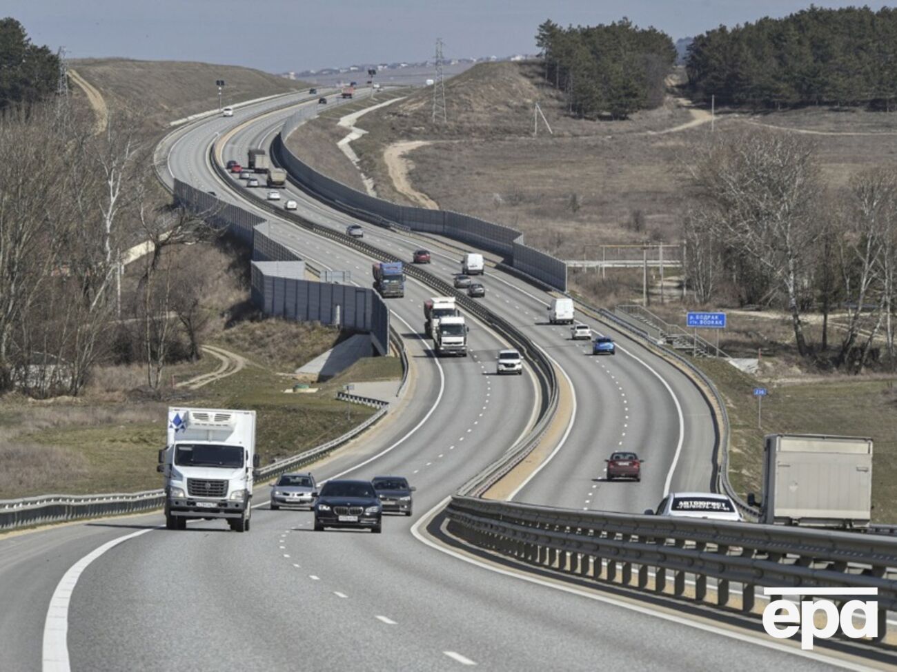 Оккупанты построили или обновили более 2,5 тыс. км дорог