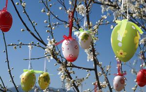 Каждый год в канун Пасхи обсуждается вопрос, почему христиане празднуют Пасху в разные даты