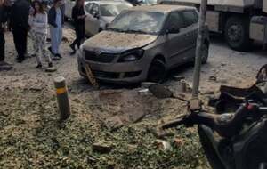 Відвідувачі посольства не постраждали