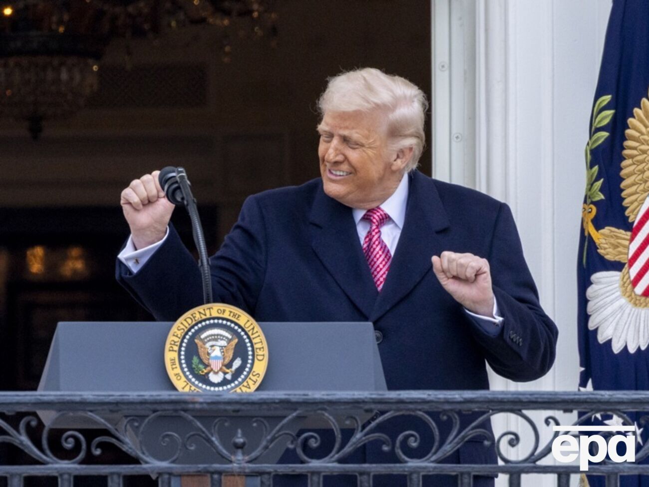 Трамп: Коли ми підемо, протока відкриється автоматично