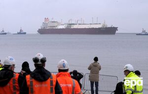 Одна из крупнейших в мире компаний – производителей и экспортеров СПГ – QatarEnergy – объявила о временных ограничениях поставок