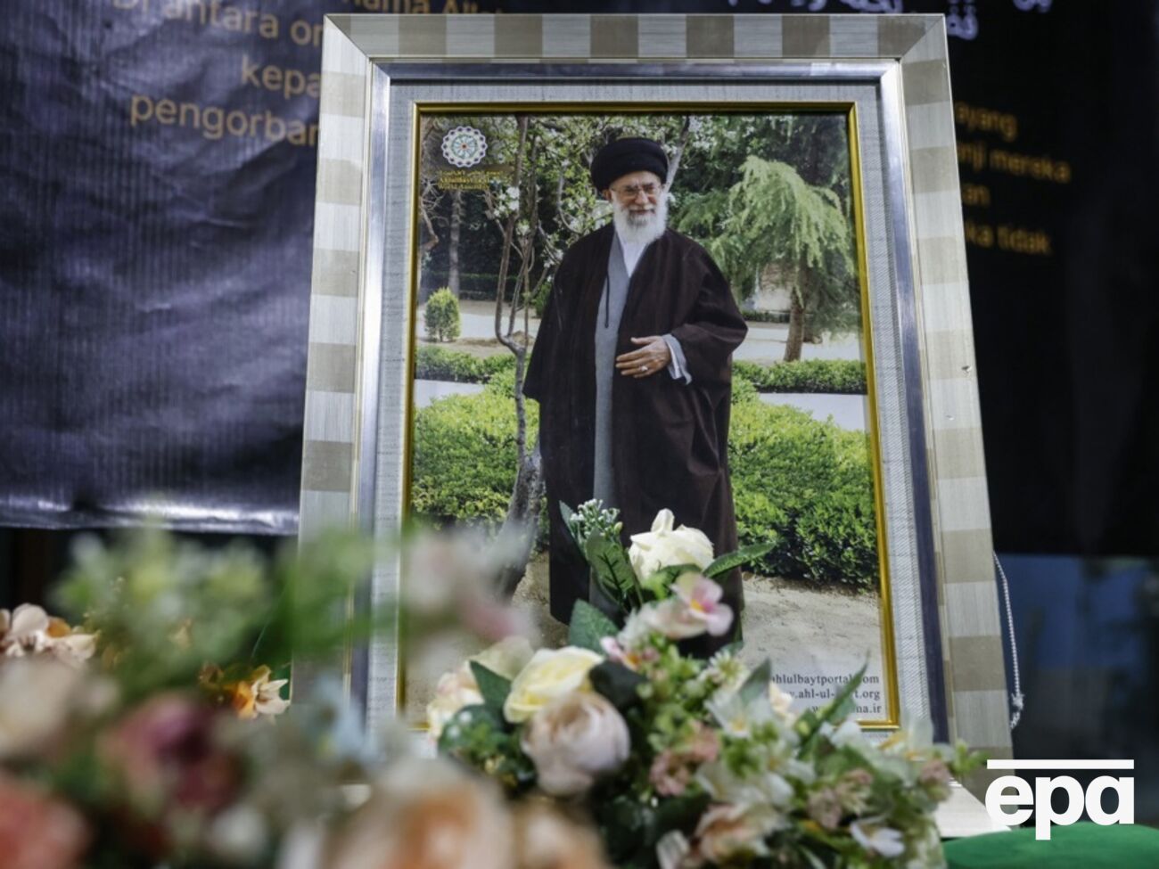 Украинцы в сети высказались о смерти Хаменеи