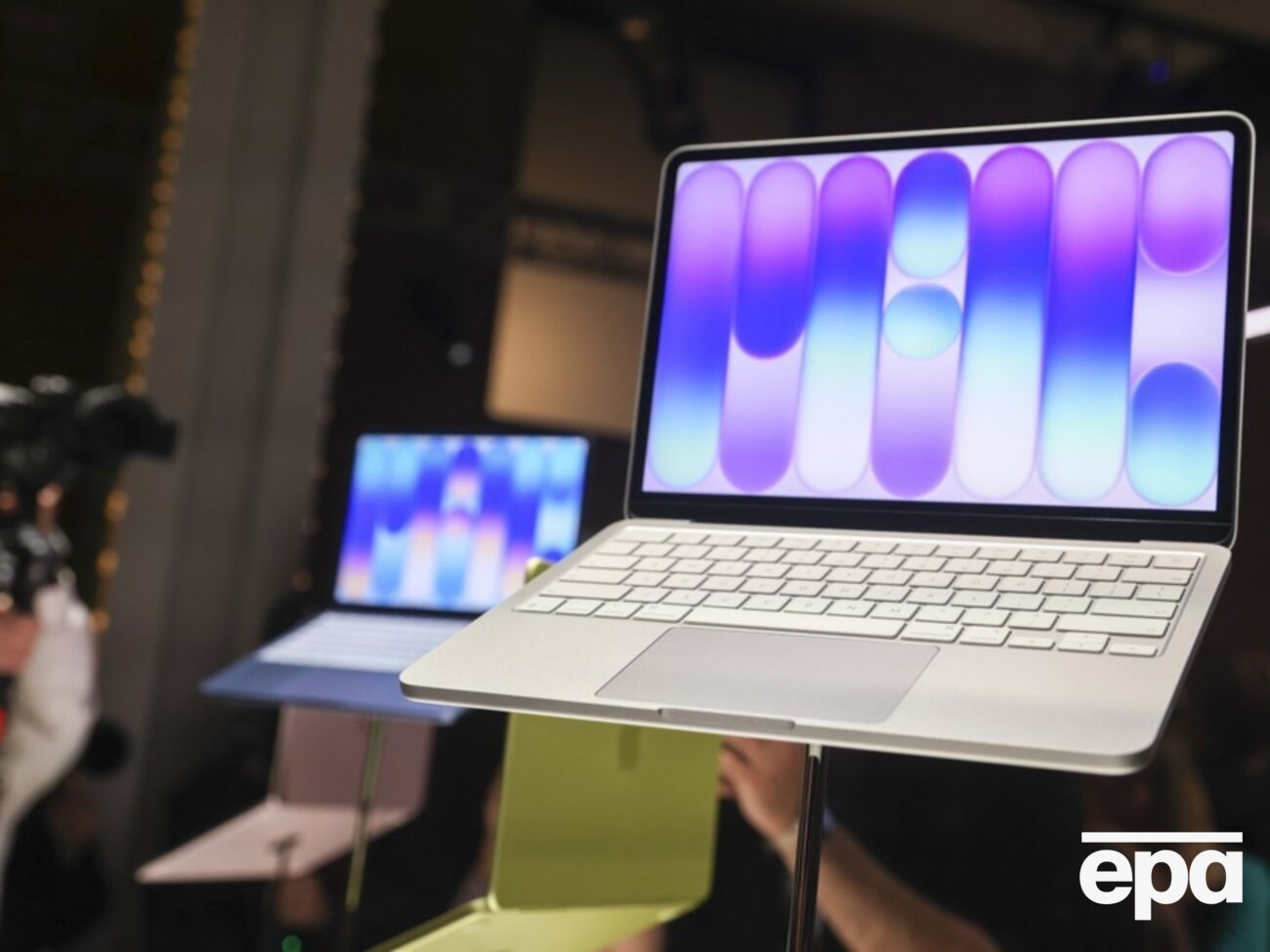 Apple выпустила бюджетную модель MacBook