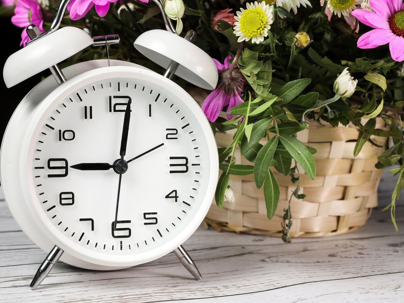 В конце марта в 3.00 стрелки часов необходимо будет перевести на один час вперед