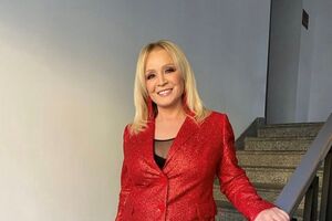 Ауріка Ротару народилася 22 жовтня 1958 року в селі Маршинці Чернівецької області