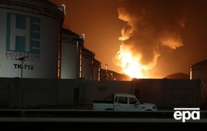 Іран завдав ударів по нафтопереробних об'єктах (на фото – наслідки атаки у Фуджейрі (ОАЕ) 4 березня)