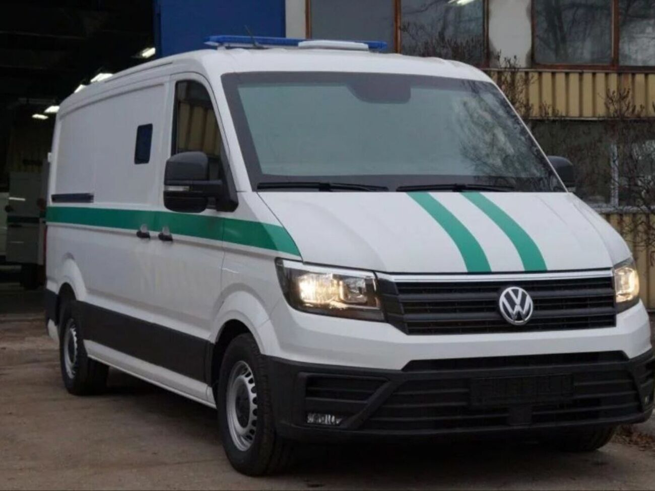 За даними фінустанови, обсяг цінностей, які були в, імовірно, викрадених автомобілях, становив $40 млн, €35 млн і 9 кг золота