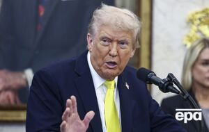 Зневажливе ставлення Трампа до союзників стає йому на заваді, вважає Bloomberg