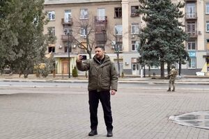 Глава держави наголосив на важливості сильних українських позицій у Донецькій області