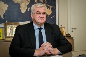 Сибіга повідомив, що інкасатори, яких утримувала Угорщина, уже перетнули український кордон