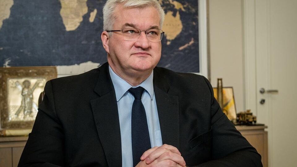 Сибіга повідомив, що інкасатори, яких утримувала Угорщина, уже перетнули український кордон