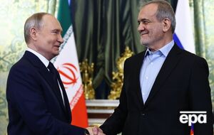 Путин и Пезешкиан поговорили по телефону о ситуации в Иране