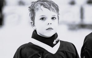 У Харкові внаслідок атаки РФ загинув дев'ятирічний гравець хокейної команди "Білий Барс"