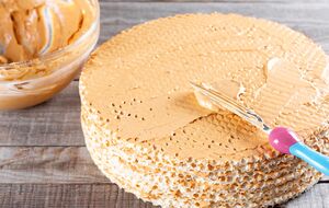 Сгущенку нужно распределять равномерно