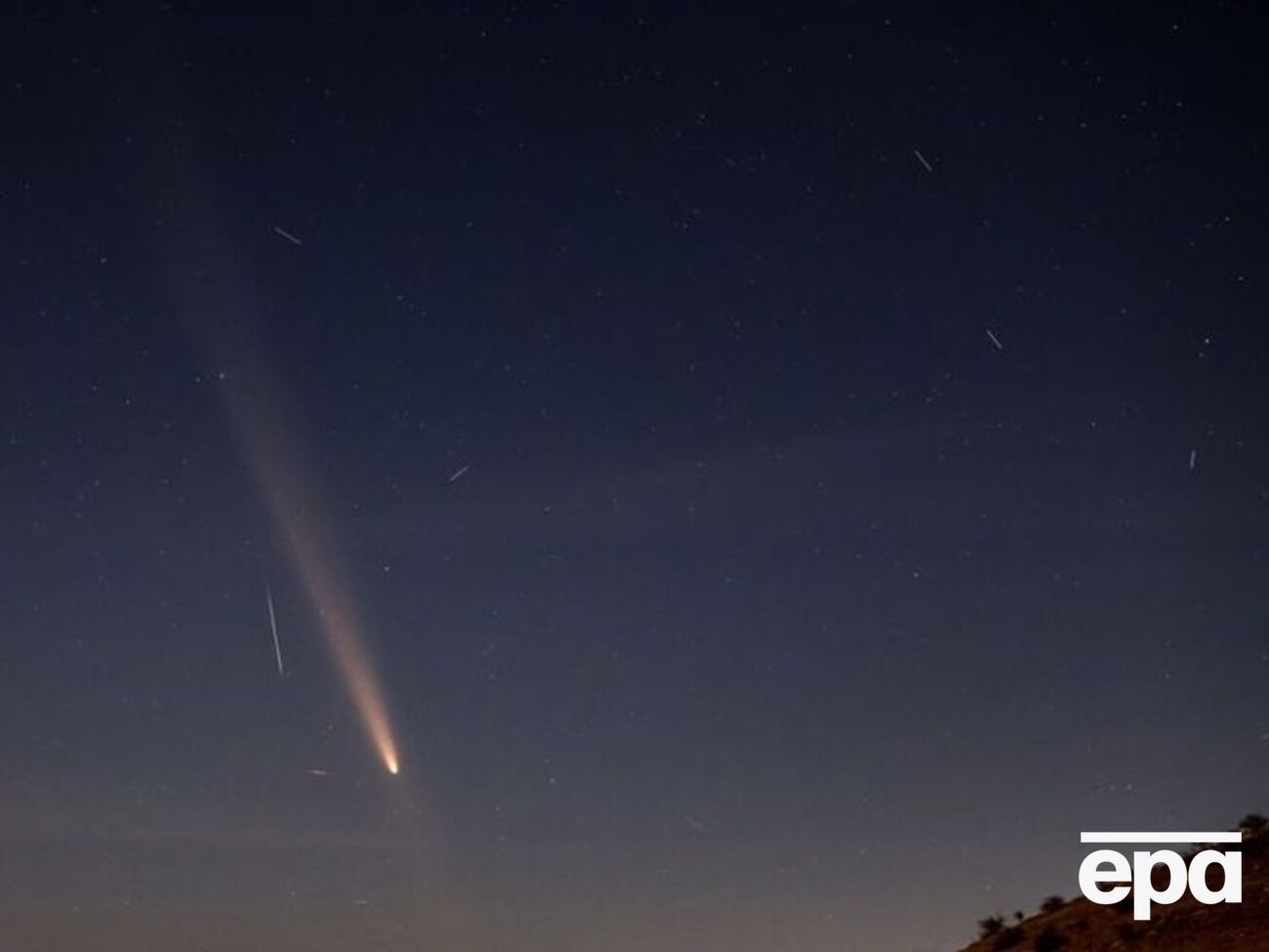 Кусок метеорита попал в жилой дом