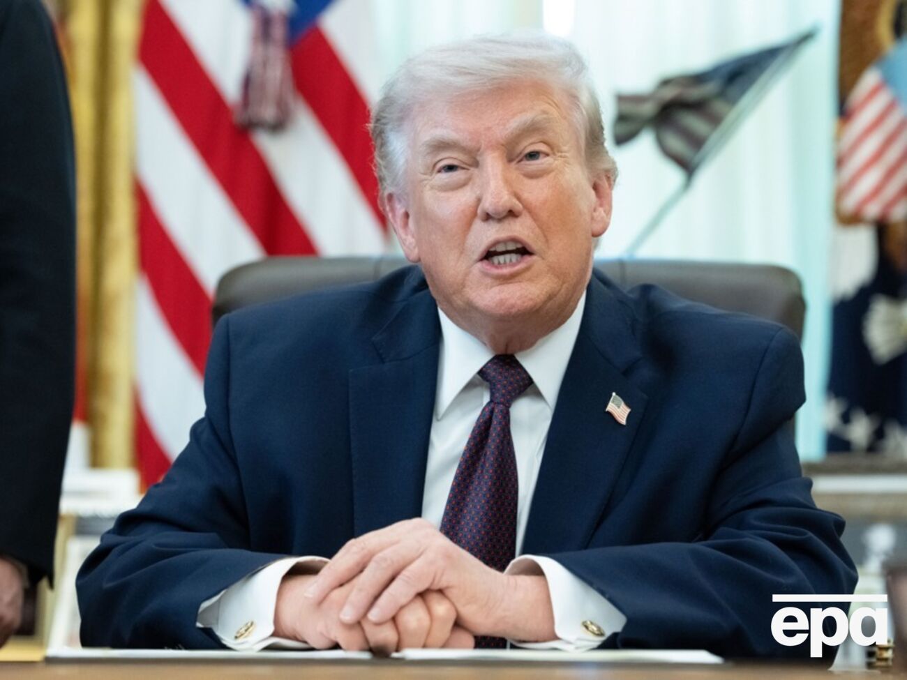 США добились смены режима в Иране на менее радикальный, уверен Трамп