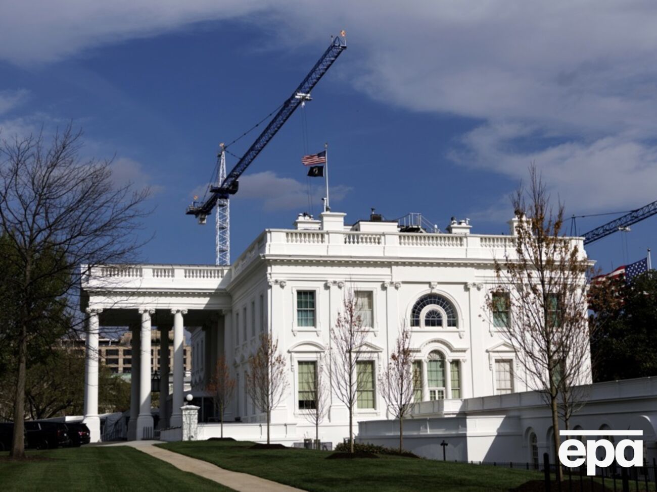 Зал строят на месте бывшего Восточного крыла