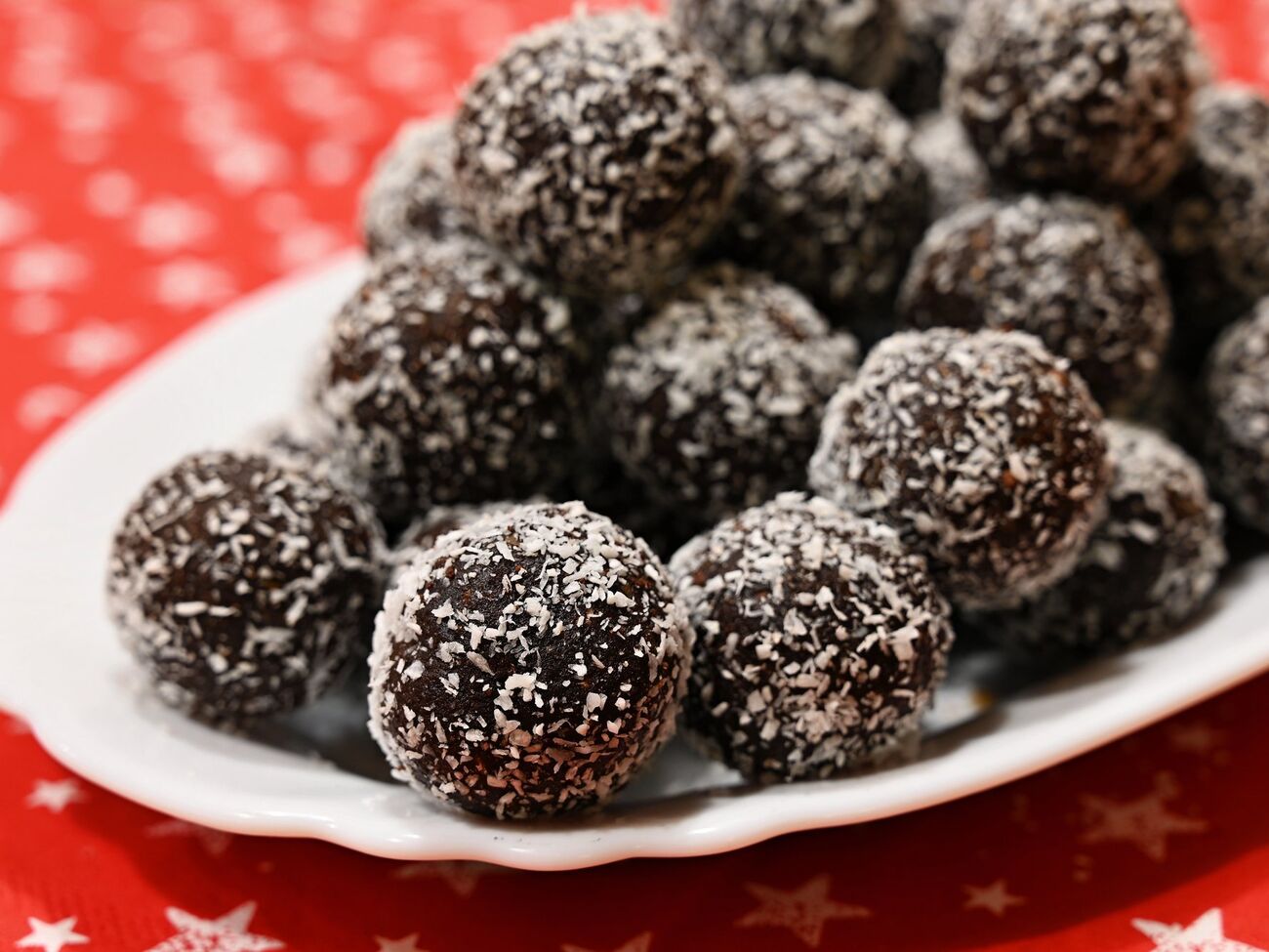 Конфеты имеют форму шариков