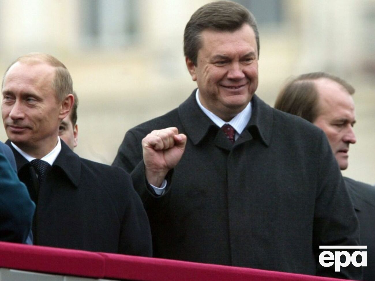 Читатели охотно верят, что Янукович мог избить Путина