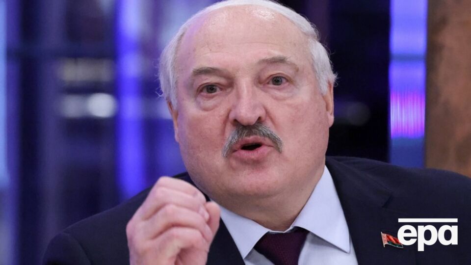 Беларусь "готова ответить", заявил Лукашенко