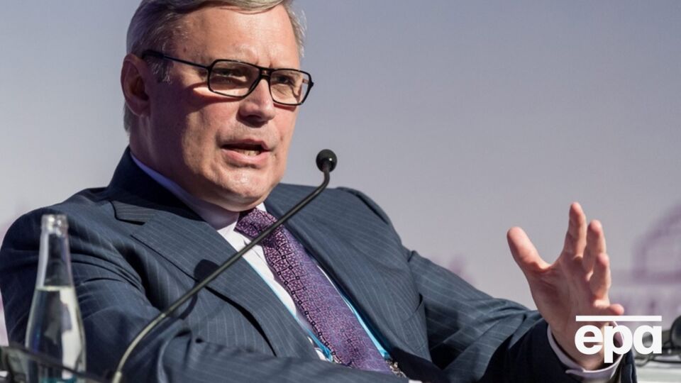 Касьянов рассказал, в частности, о Суркове и Кириенко