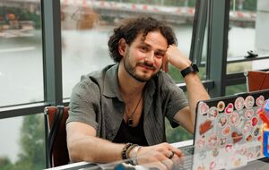 Блиндар: Каждый год на Пасху наша большая семья съезжается к бабушке в село