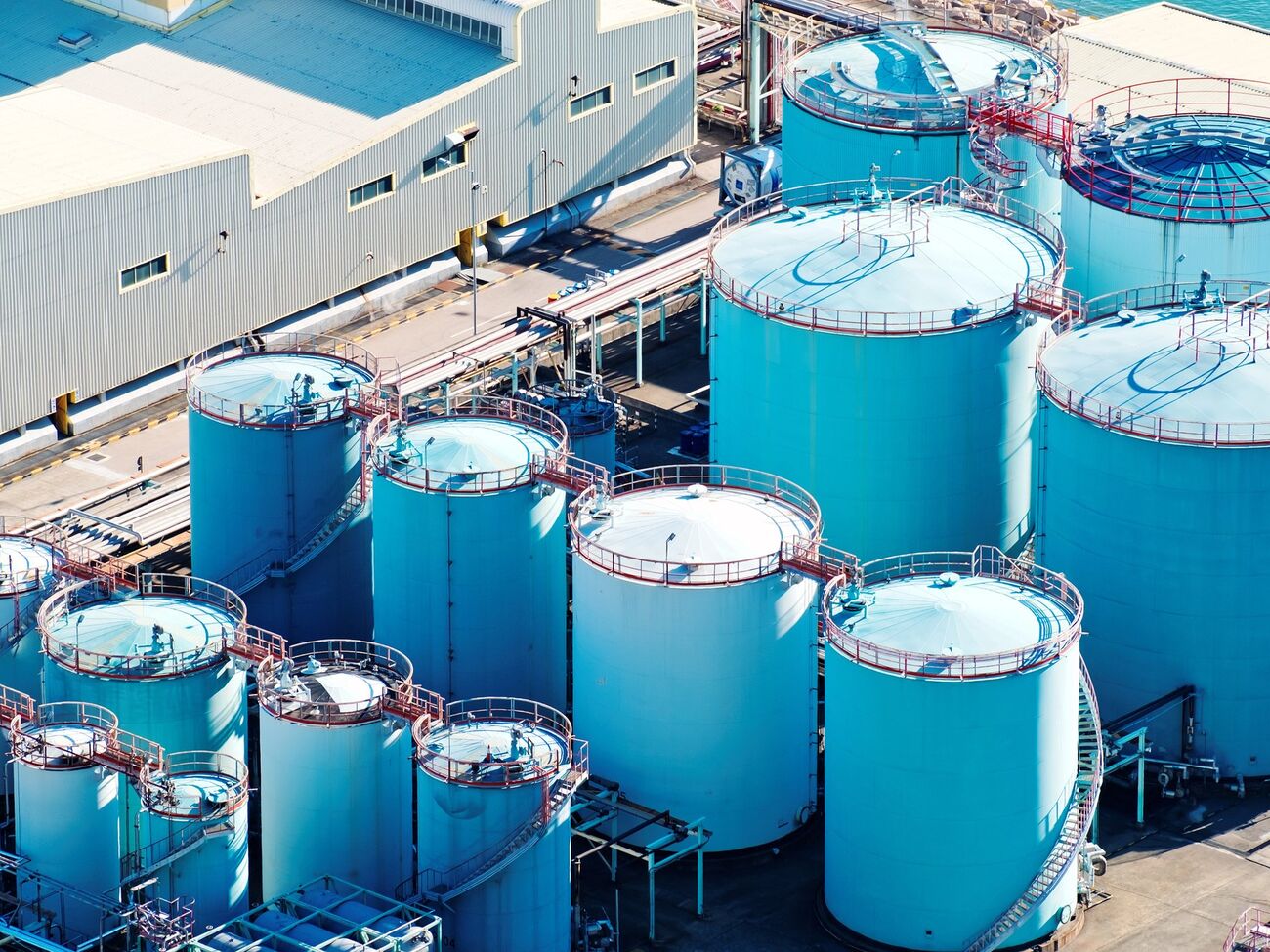 Атаку портовой инфраструктуры дронами зафиксировали утром 10 апреля