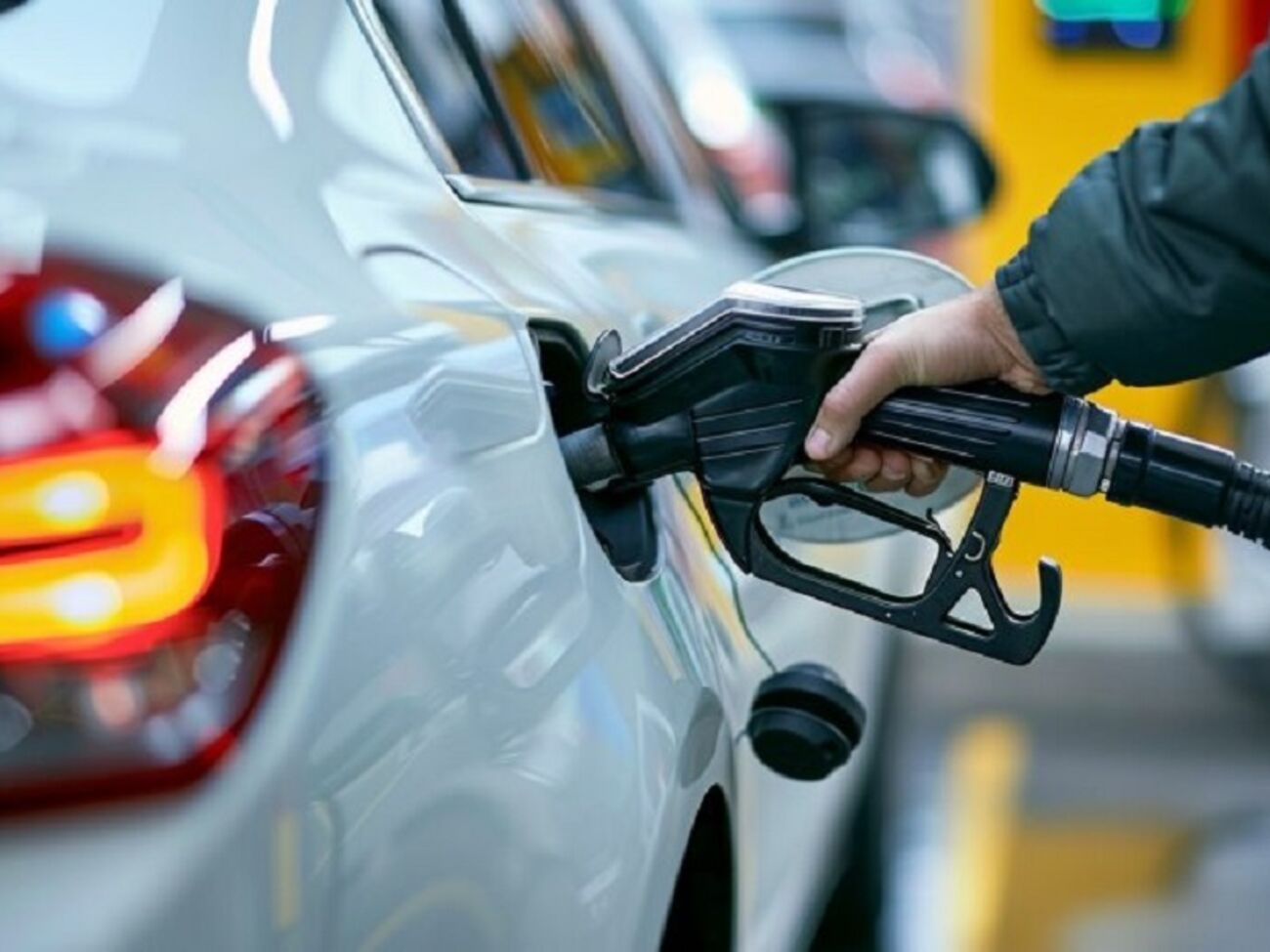 Стоимость горючего на мировых рынках растет