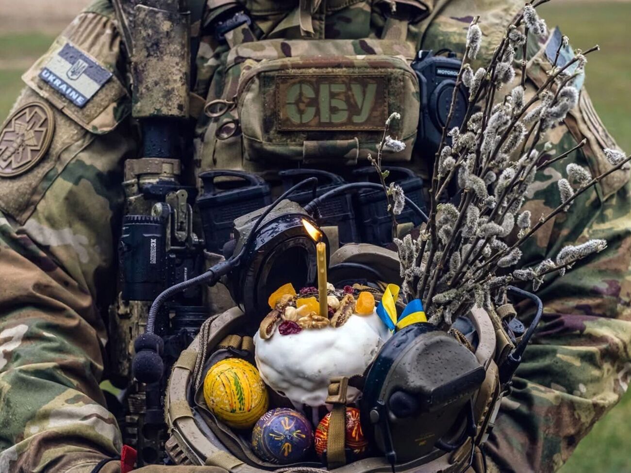 Спецслужба закликала громадян бути обережними в місцях масового скупчення людей, не піддаватися на провокації, повідомляти про підозрілих осіб і предмети