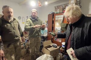 Джонсон заявив, що "сповнений люті" через неадекватність підтримки України європейськими країнами