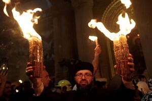 В Иерусалиме сошел Благодатный огонь. Фоторепортаж