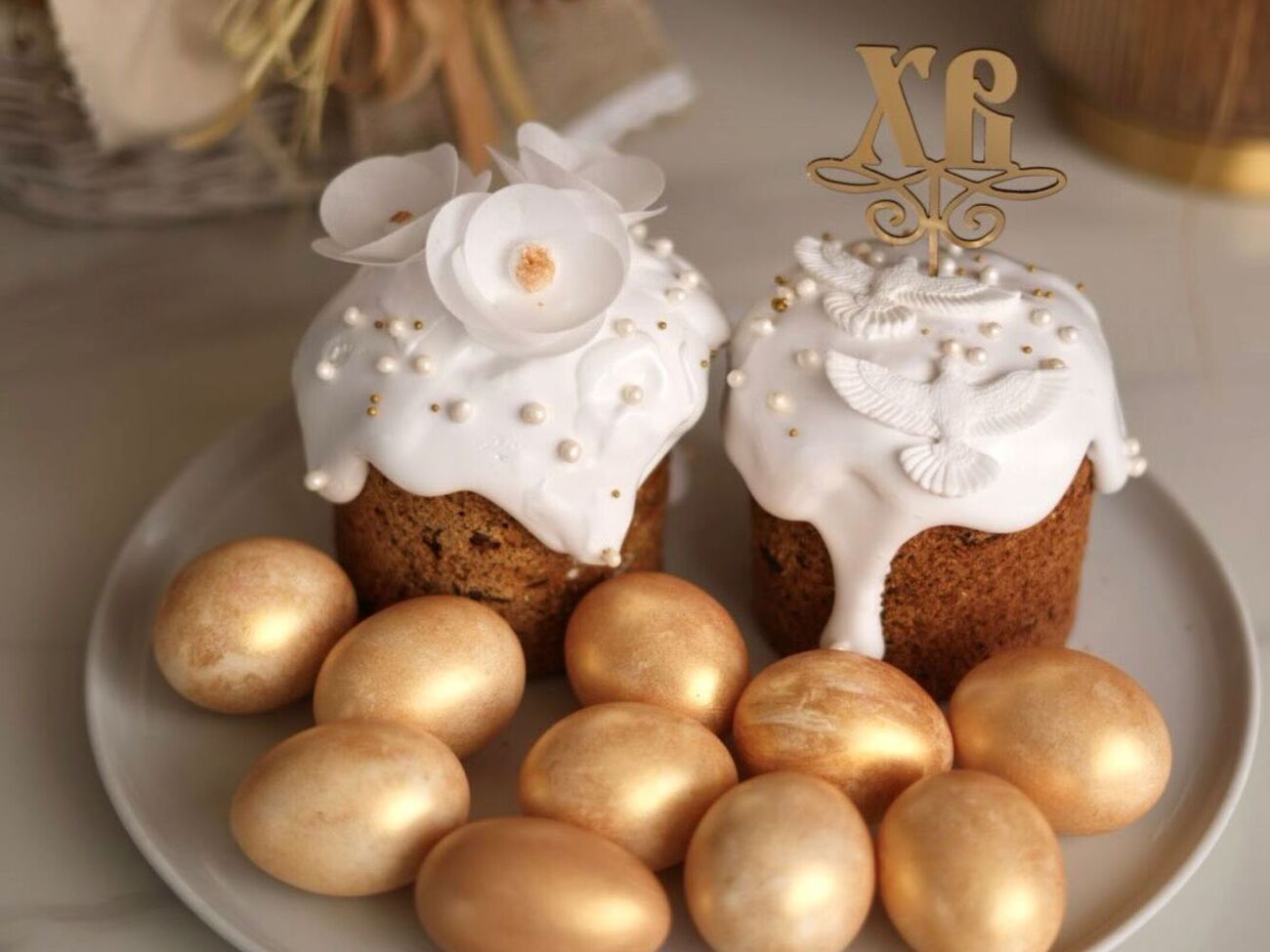 "Золоті" яйця стали окрасою великоднього столу