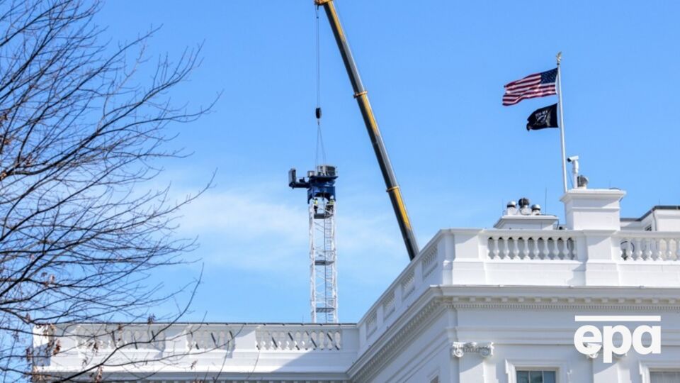 Апеляційний суд США постановив, що будівництво нової бальної зали в Білому домі може тривати до 17 квітня