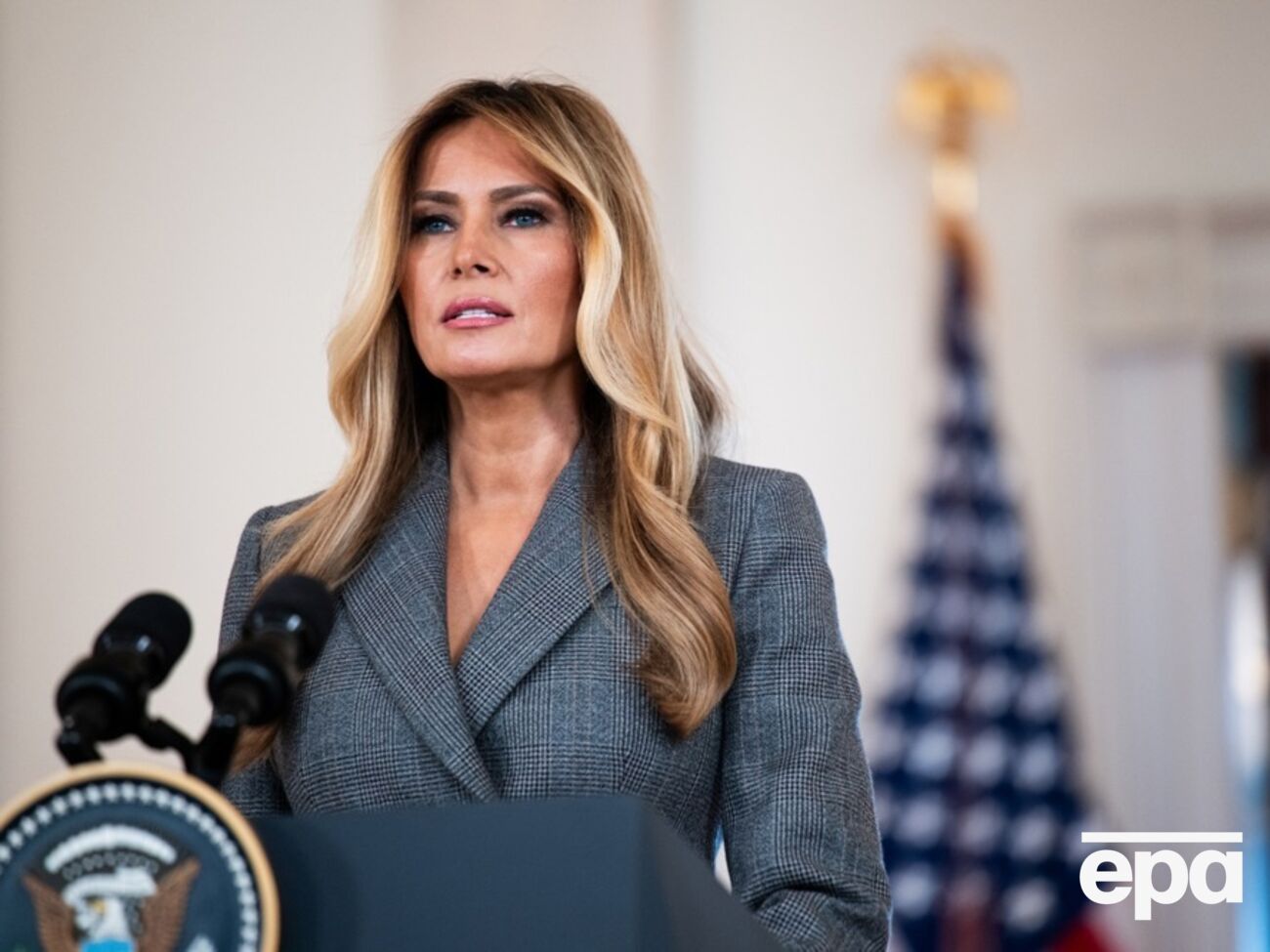За даними ЗМІ, Меланії Трамп погрожувала ексмодель, із якою перша леді знайома 20 років