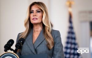 За даними ЗМІ, Меланії Трамп погрожувала ексмодель, із якою перша леді знайома 20 років