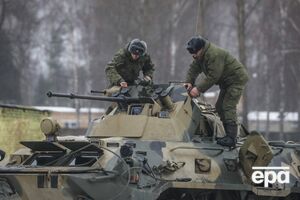 Россияне перемещают технику в Донецкую область