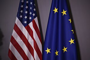 Документ між США і ЄС передбачає запровадження стимулів, зокрема мінімальних цін, які можуть дати перевагу постачальникам поза Китаєм
