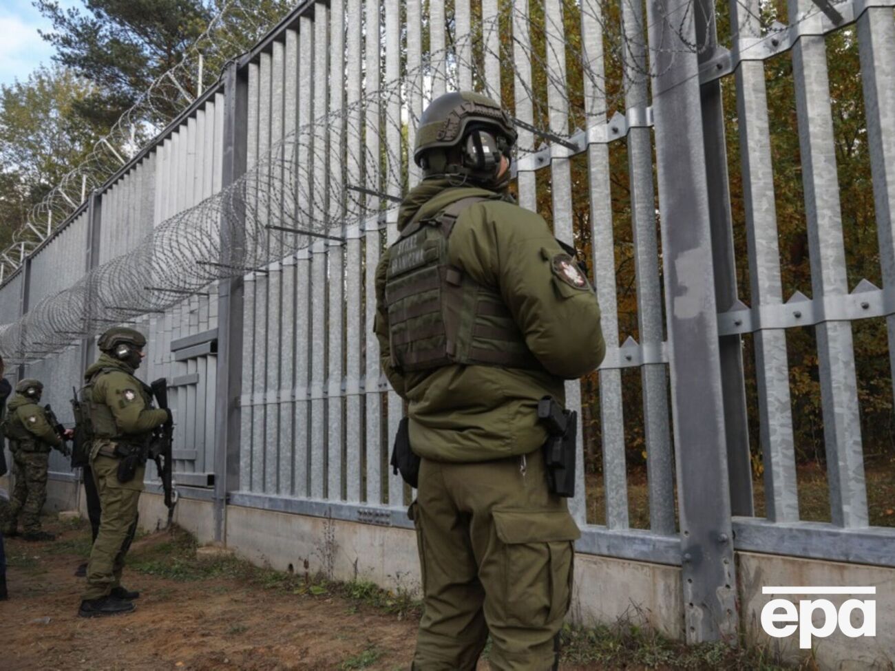 Будівництво бар'єра розпочали одночасно у п'яти локаціях